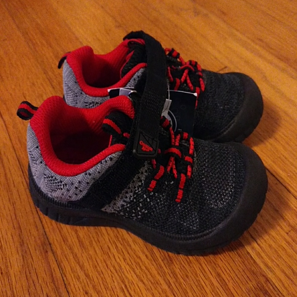 Oshkosh B'gosh shoes sneakers toddler boy 8